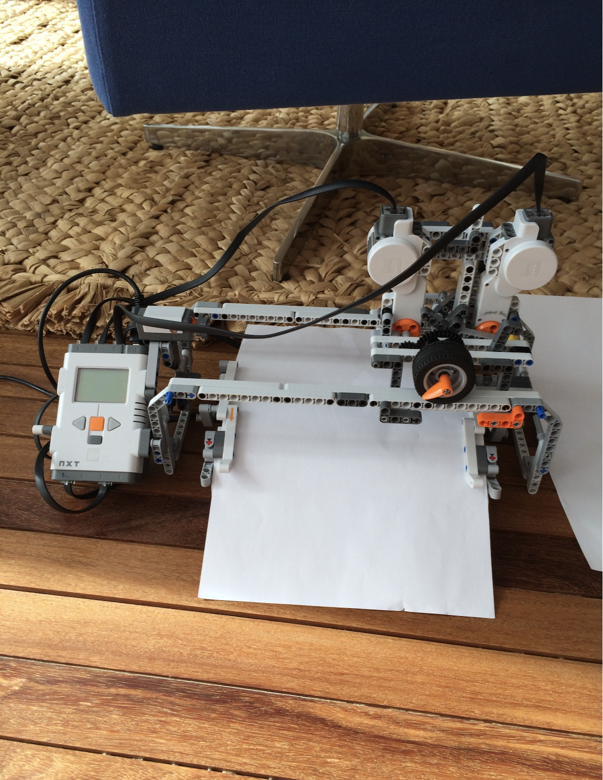 Articulated arm mechanism