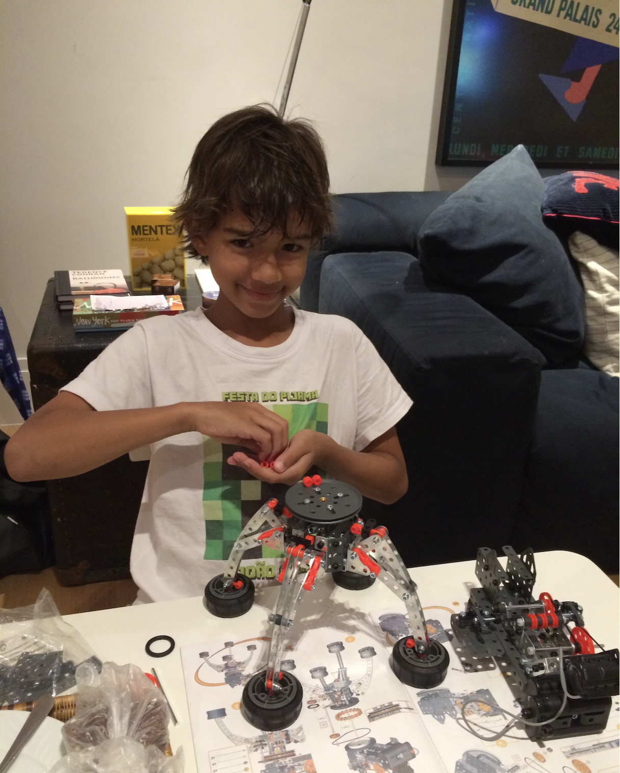 Multi-motor robot assembly